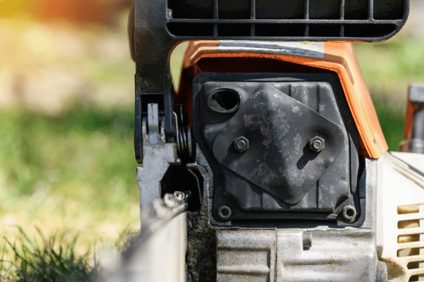 chainsaw-exhaust chainsaw-exhaust